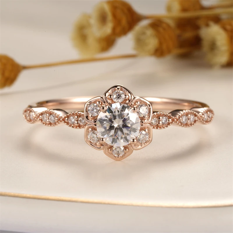 

CxsJeremy Solid 14K 585 Rose Gold 0.5ct Round Cut 5mm Moissanite Engagement Ring Unique Flower Wedding Band For Women Gifts