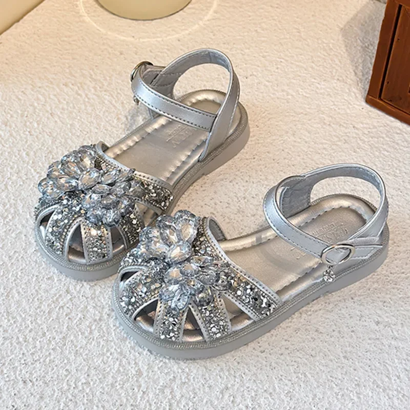 

Girls Sandals Summer New Children's Soft Bottom Princess Shoes Head Cover Anti-Slip Casual Diamond Decorated Slippers