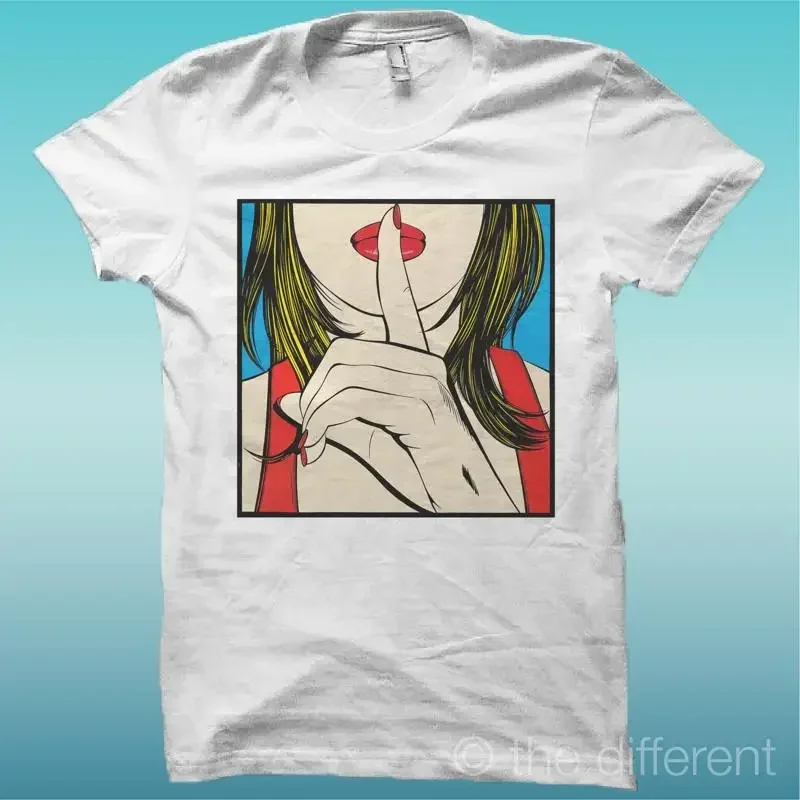 Camiseta 'Quadro Ragazza Silenzio' Blanca La Felicidad Es Tener Mi Camiseta Nueva