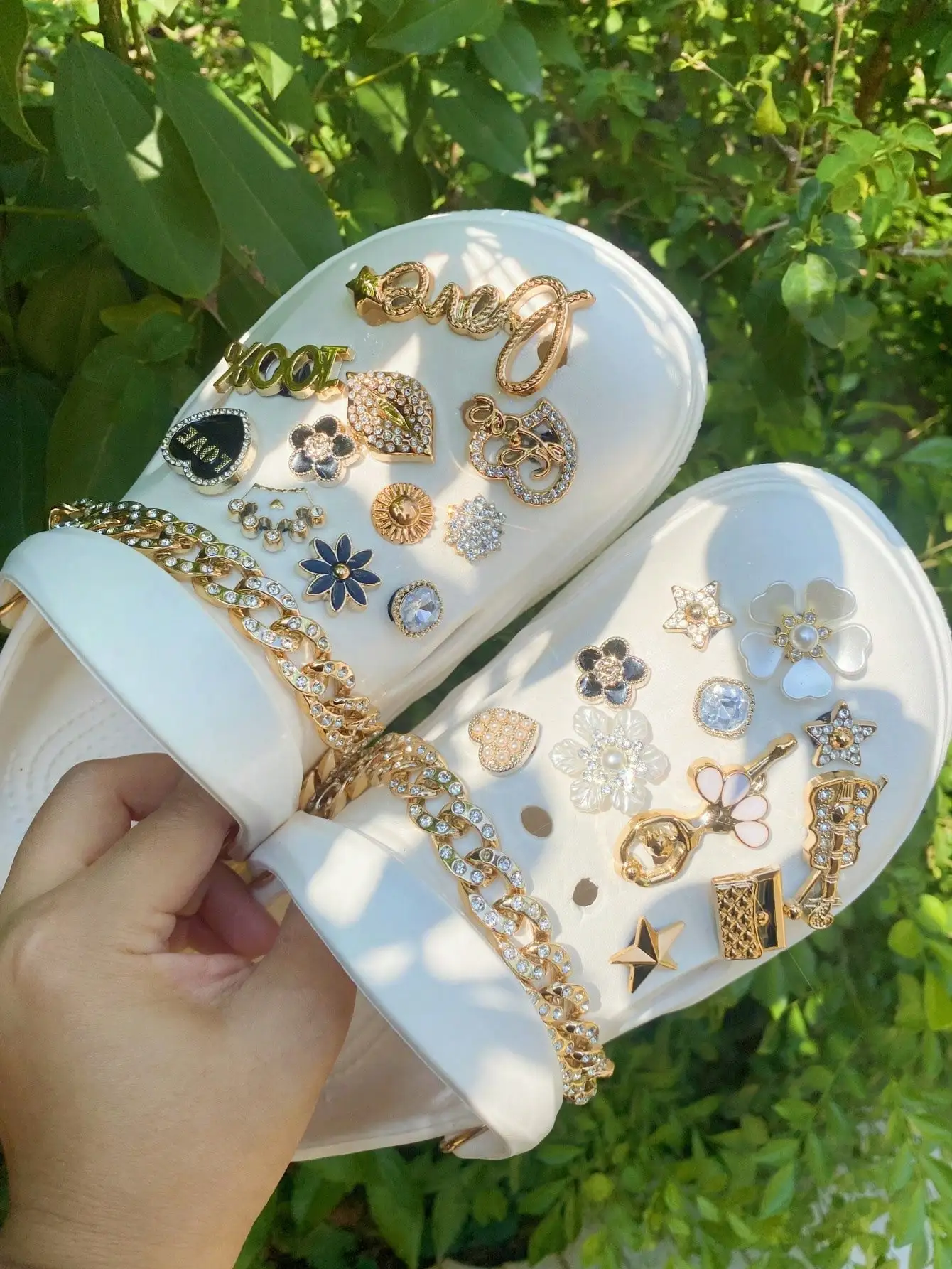 24 pcs  with detachable rhinestone chain Sparkly jewelry Flower Girl Love Embellished buckle shoe bag with accessories
