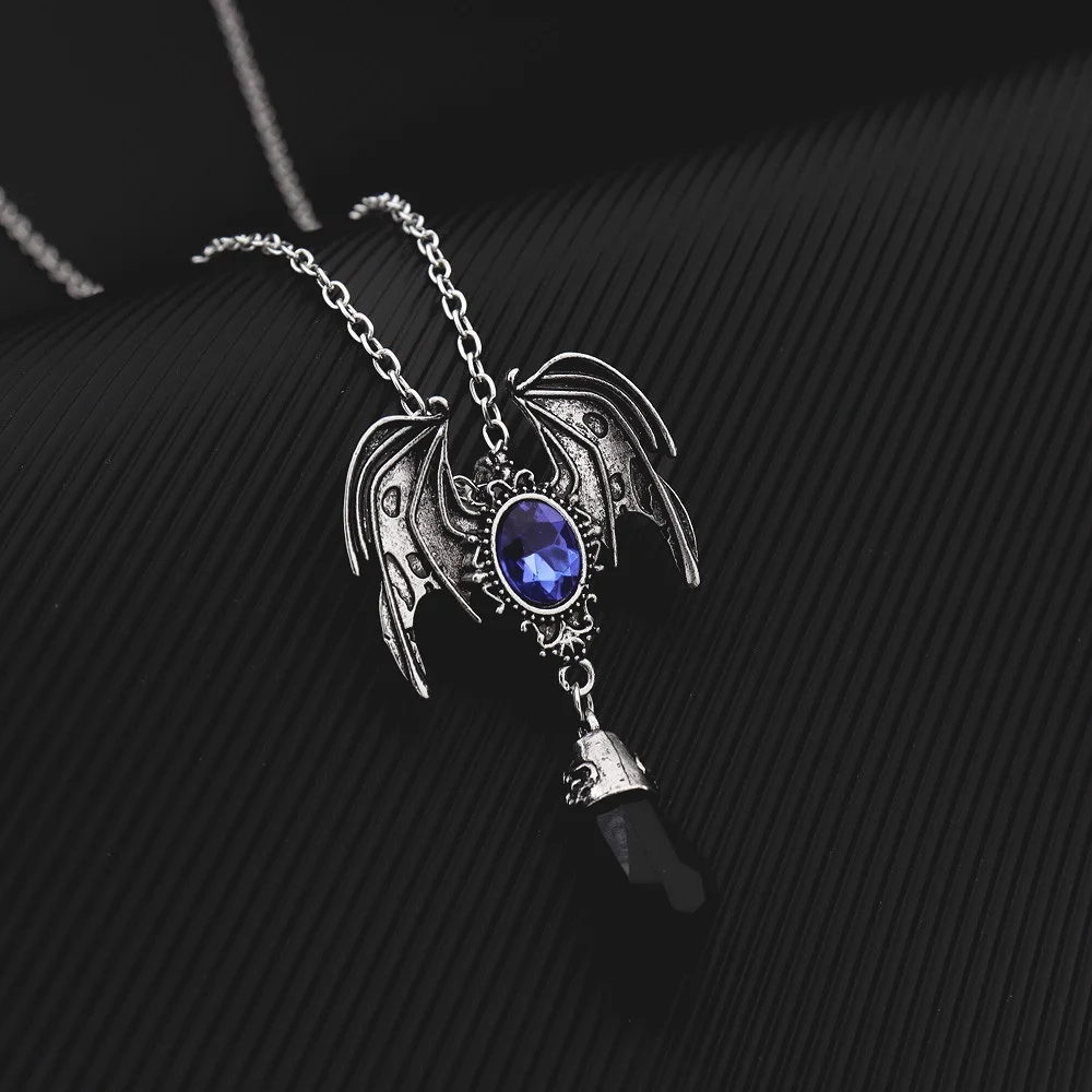 New Popular Gothic Ladies Necklace Halloween Retro Bat Wings Gemstone Inlaid Creative Jewelry Accessories Gift for Women