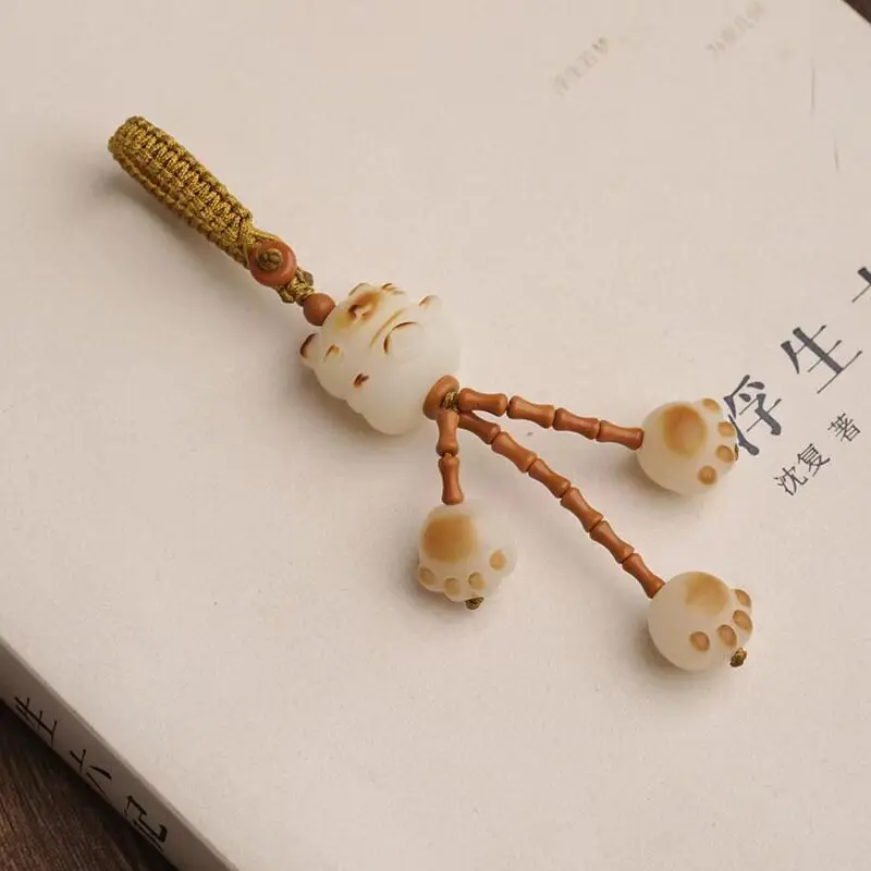 

Cute Short Carbonized Bodhi Root Phone Chain with Cat Claw Pendant Phone Case Lanyard for Women Gifts