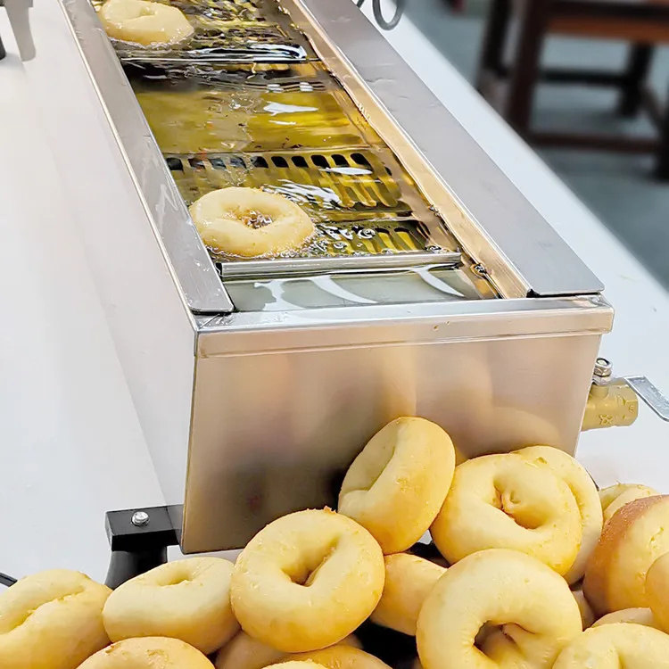 

Commercial Automatic Doughnut Making Machine Electric Fryer High Productivity Bakery Snack Equipment for Restaurant Use