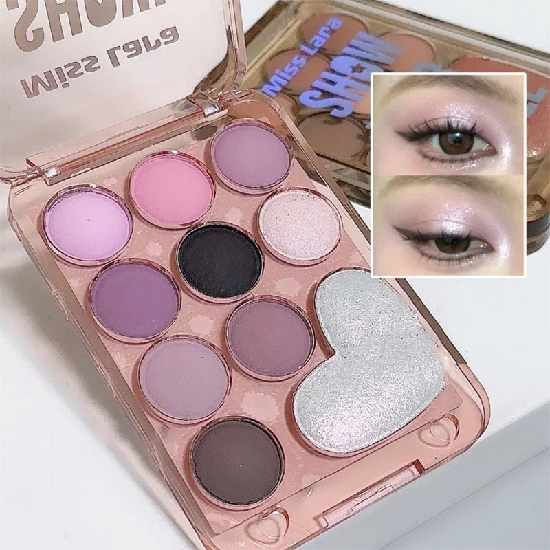 Tavolozza di ombretti Love da 10 colori Velluto opaco e effetto luccicante Piatto di ombretti marrone rosa Crea un trucco multifunzionale