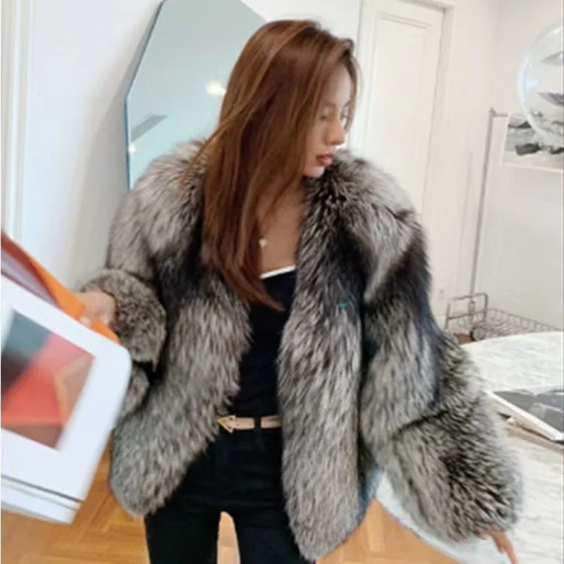 Winter 2024 New Silver Fox Fur Jacket Women Short Overcoat Loose Short Luxury Thick Warm Parker Coat Casual Mao Mao Clothes Y171