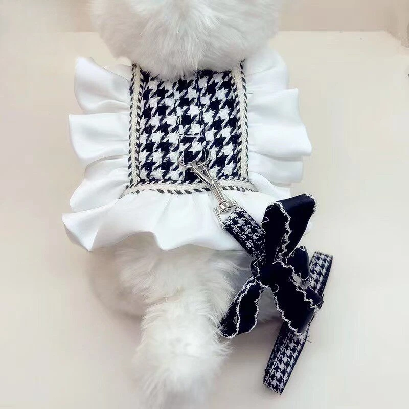 Dog Cat Xiaoxiangfeng Traction Rope Vest Chest Back Clothes