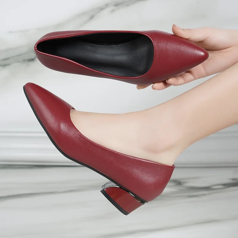 3.5cm Low Heel Ladies' Office High Heels Classic Black Wine Red Work Shoes Women Fashion Comfort Soft Soled Casual Single Shoes view 2