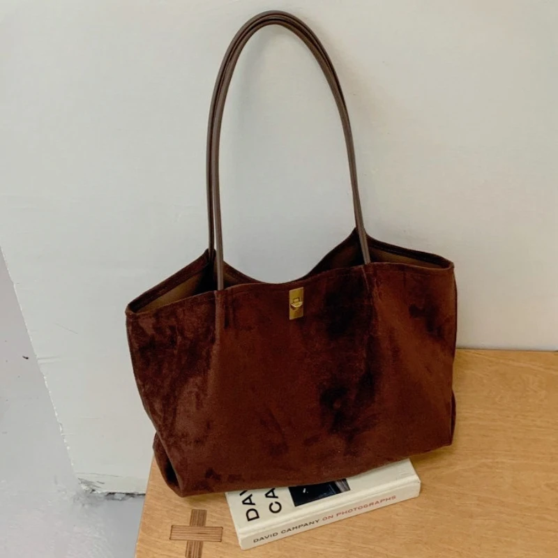 2026 Autumn Winter Ladies Handbags Retro Black Brown Large Capacity Shoulder Bags For Women Personalized Commuting Tote HandBag