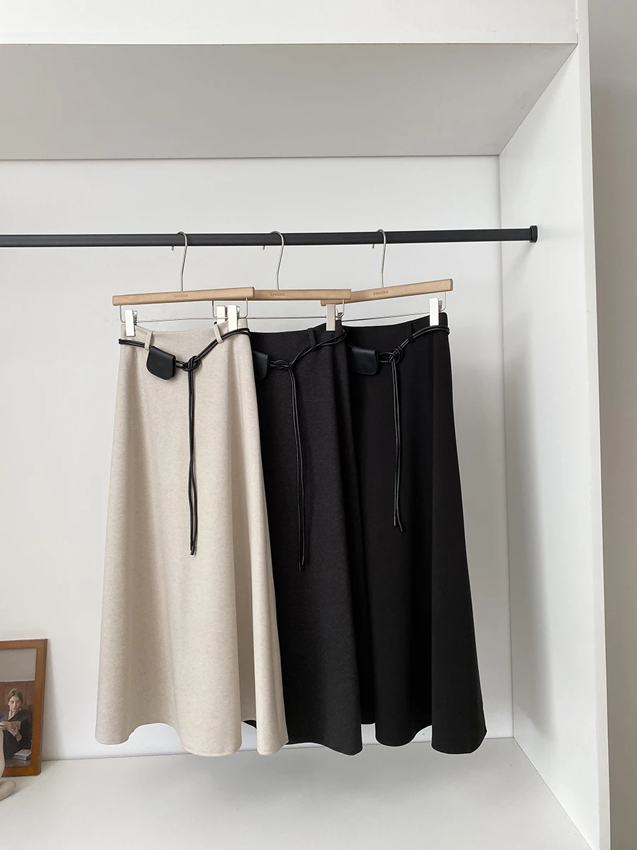 

2025 Autumn New Korean Style Elegant Simple Fashionable Woolen Versatile Midi Skirt Slimming Women's High Waist Commute
