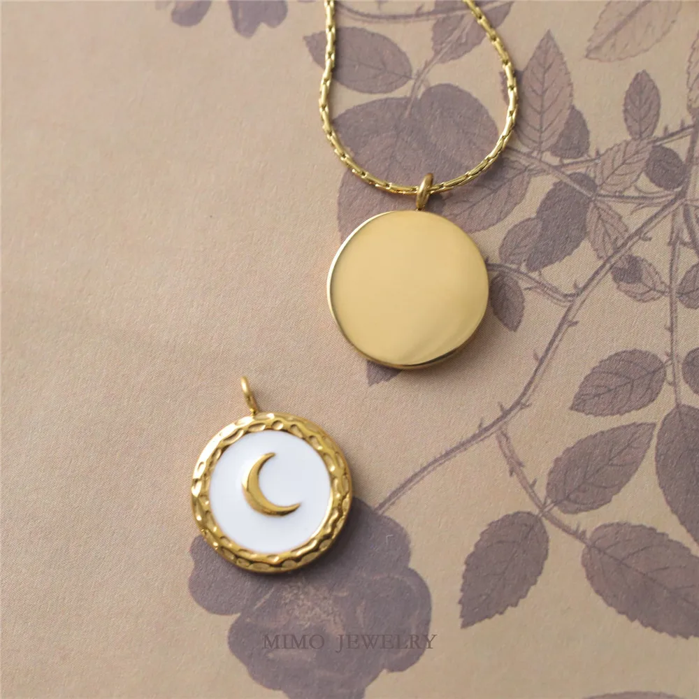 Titanium Steel Gold-plated White Oil Dripping Circular Relief Moon Pendant Finished Necklace DIY Accessories M-142