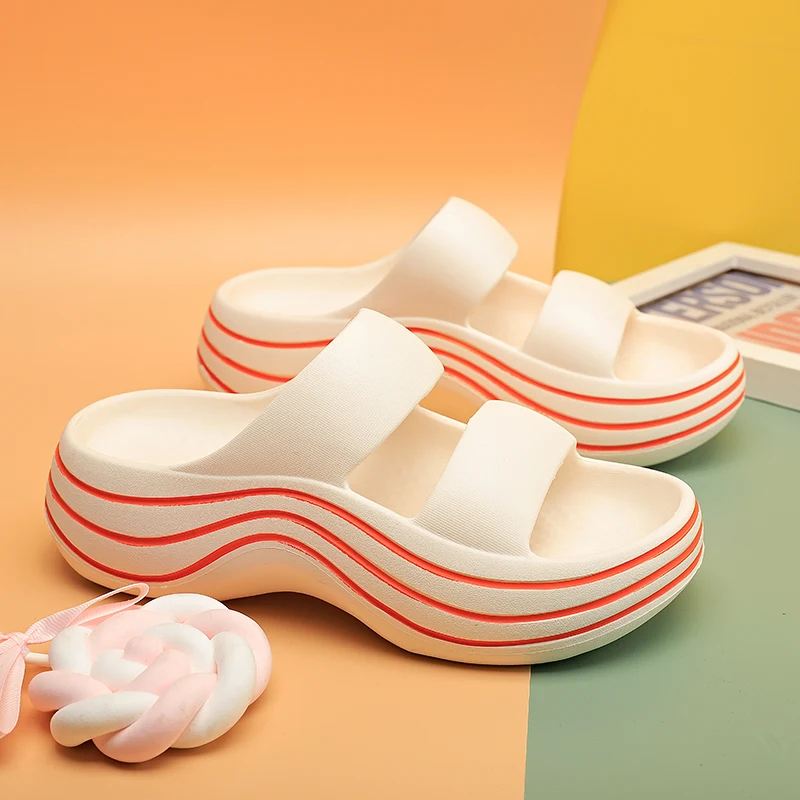 2022 New Slippers Female Summer Home Indoor Slippers Slides Non-Slip Bathroom Slippers Outdoor Beach Sandals Platform Comfy Shoe