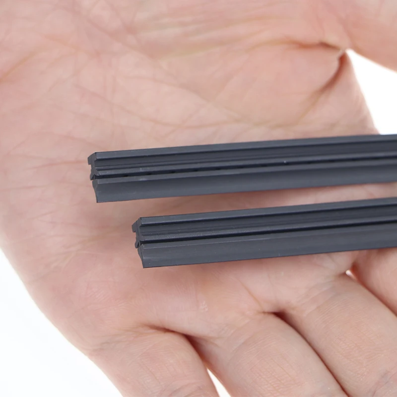 1 Pair Car Wiper Blade Refill Rubber Strip For Volvo S60 V60 SV60 Water Spray Wiper 2018 2019 2020 2021 2022