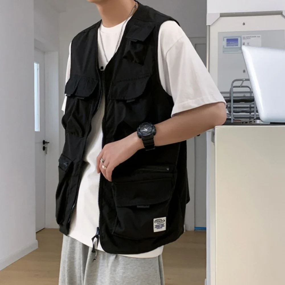 

Beach Holiday Outdoor Activities Green Men Cargo Vest Multi-pocket Sleeveless Vest Lightweight Vest V Neck Design