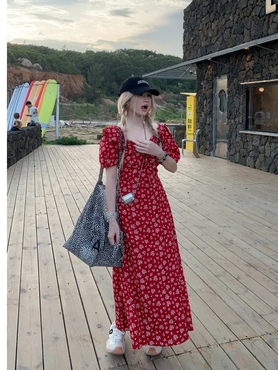 

Платье макси больших размеров с цветочным принтом, поясом и рукавами-фонариками, красное, для женщин, летнее, для повседневной носки, с высокой талией, А-силуэт, юбка