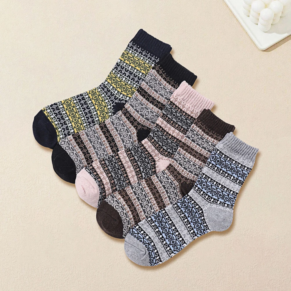 5 Pairs Winter Men Socks Thicken Sheep S Wool Socks Warm Men Retro Style Colorful Fashion Man Socks For Snow Boots