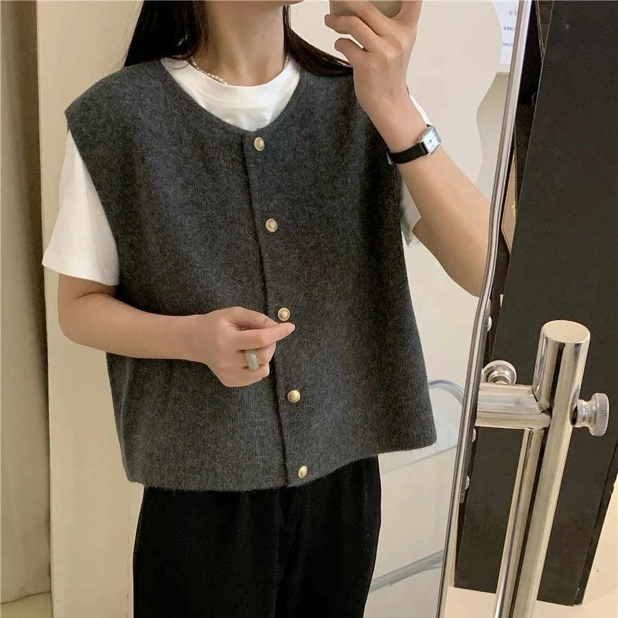 Knitting Vests Women Spring Autumn O-neck Solid Loose Buttons Slender Sleeveless Sweaters Simple Basic Daily Office Lady Stylish