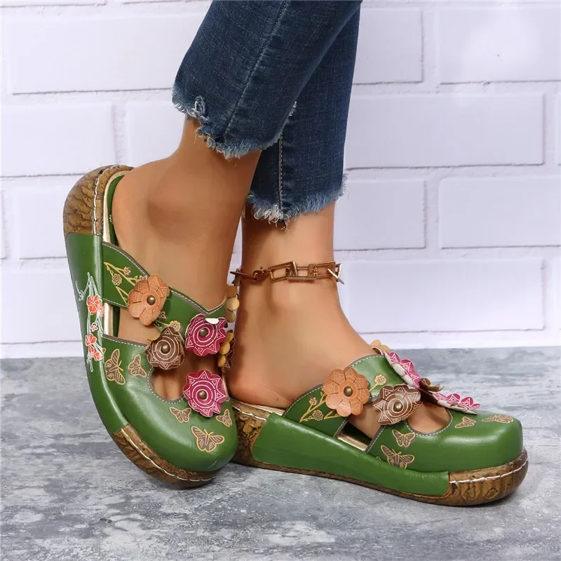 Summer Retro Plum Blossom Baotou Slippers Women\'s New Fashion Totem Thick Sole Anti Slip Sandals Outdoor Beach Flat Casual Shoes