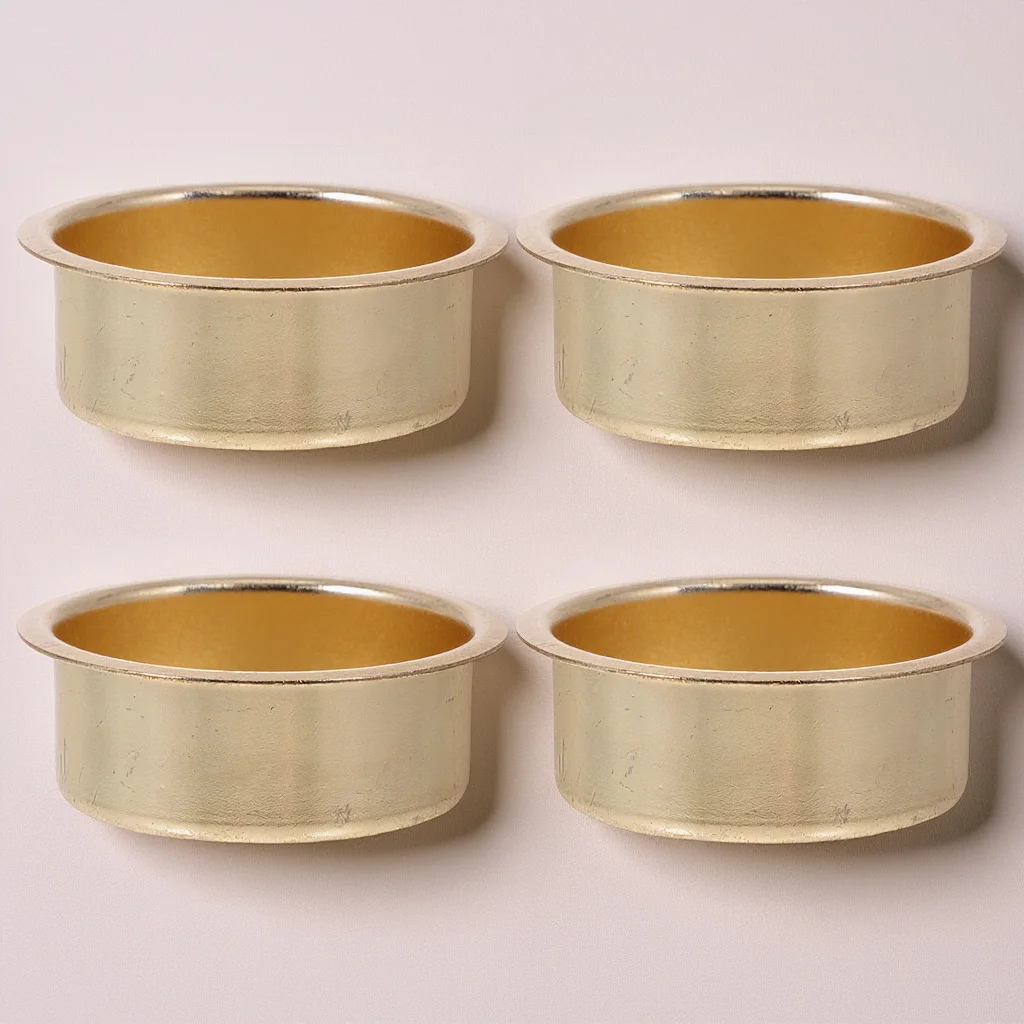 

4pcs Christmas Wreath Candlestick Holder Iron Tealight Cups Aromatherapy Metal Tins for Holiday Home Decor 41x41x17MM