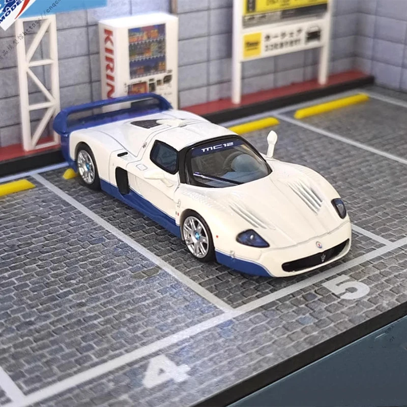 

Diecast Original 1:64 Scale MC12 Stradale Simulation Alloy Model Static Display Collectible Gift Souvenir Decoration