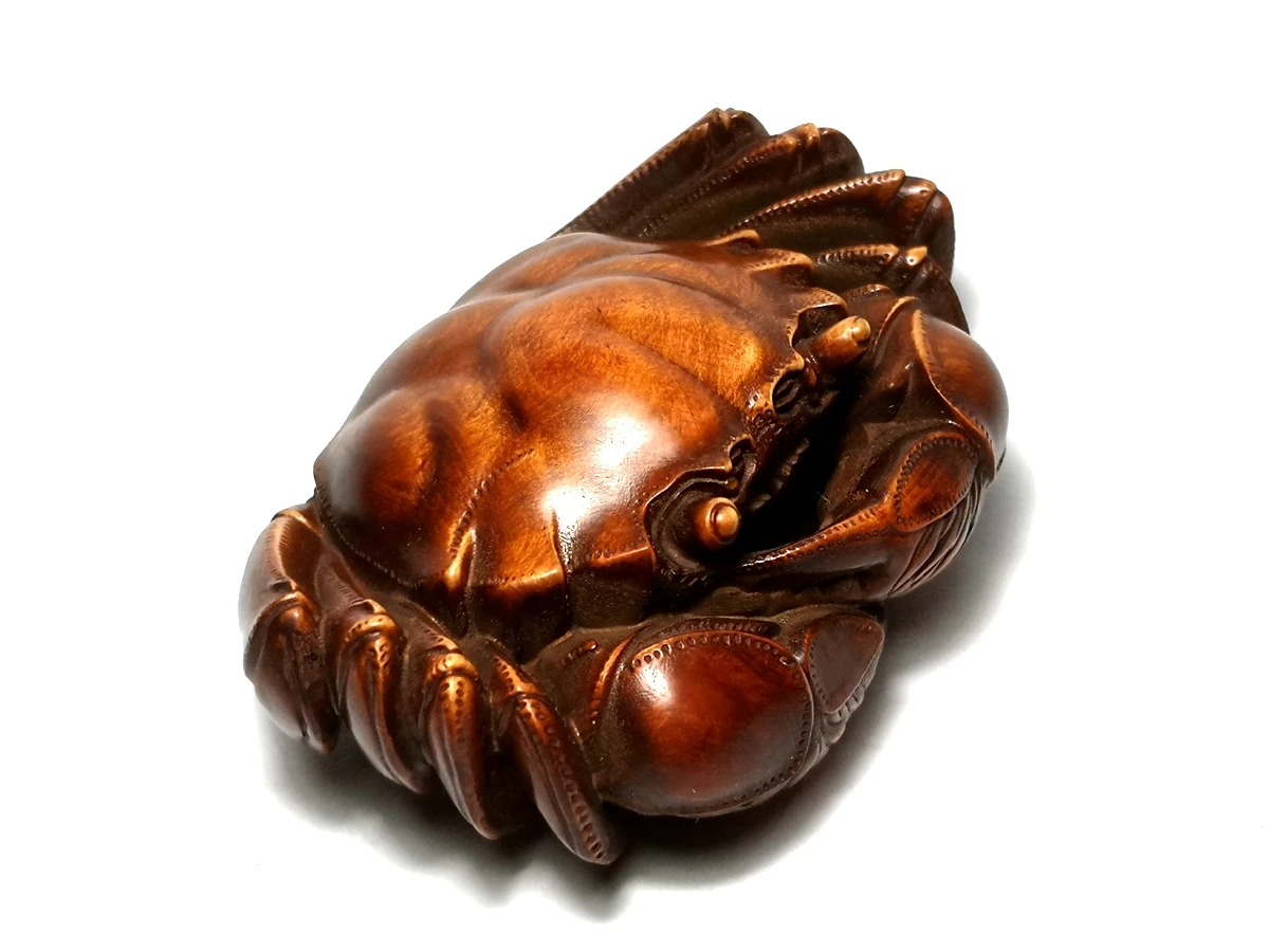 CULTUER ART Chinese boxwood hand carved wealth crab Figure statue netsuke old collectable