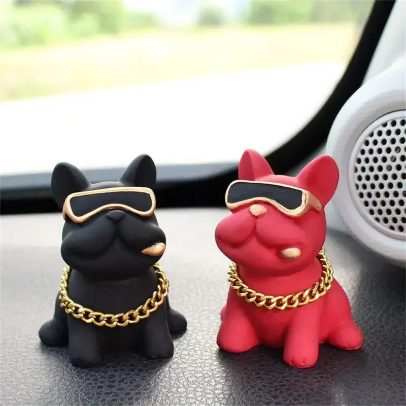

1PC Bulldog Car Ornaments Feel Comfortable Resin Material Car Dashboard Decoration Car Accessories Interior Decor