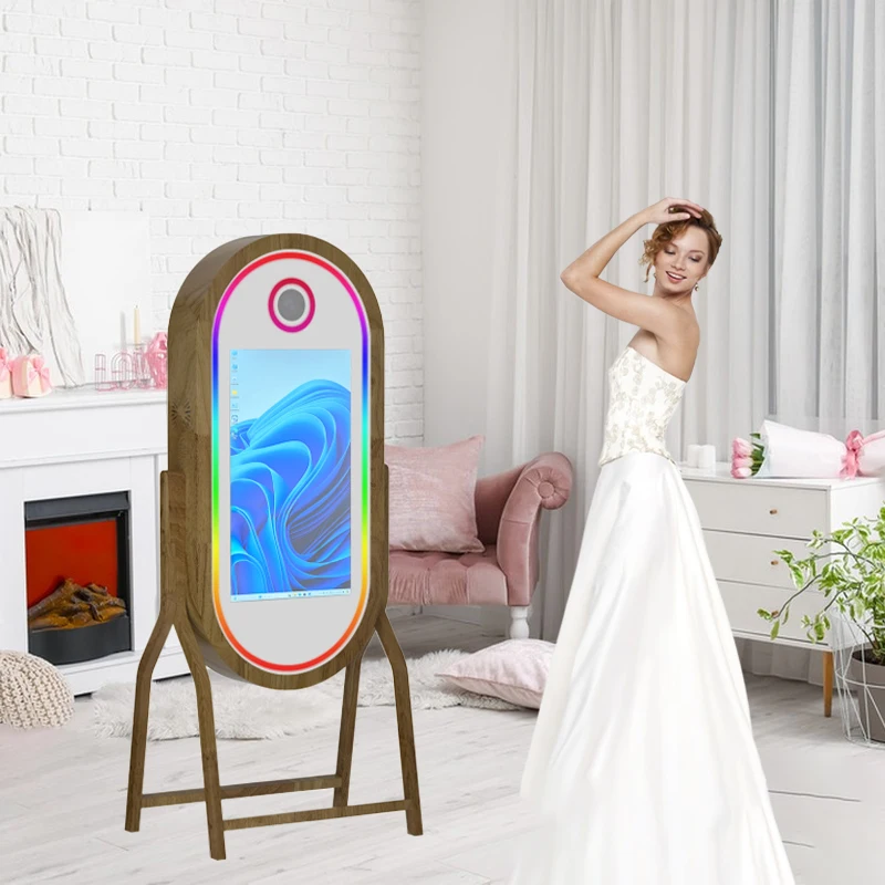 2025 مرآة سحرية كابينة تصوير كاميرا سيلفي خشبية DSLR كابينة تصوير شاشة تعمل باللمس آلة لحفلات الزفاف وأعياد الميلاد