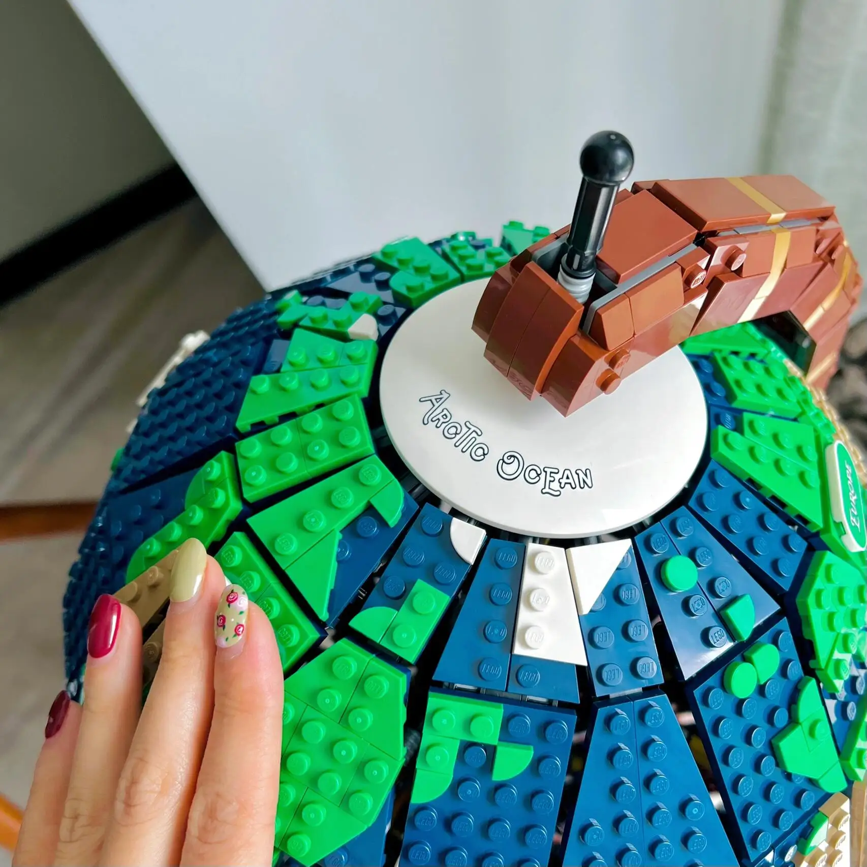 2585 Uds. El globo, modelo creativo de tierra con ladrillos Moc 21332, conjuntos de Ideas de bloques de construcción, juguetes para adultos, regalos de cumpleaños