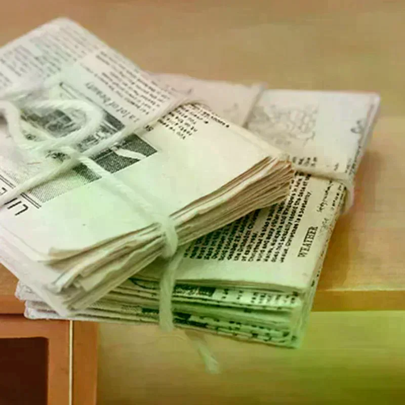 ชุดหนังสือพิมพ์จิ๋วสไตล์เรโทรสำหรับบ้านตุ๊กตา 1/12 ของเล่นจำลองแบบเฟอร์นิเจอร์ตกแต่งบ้าน