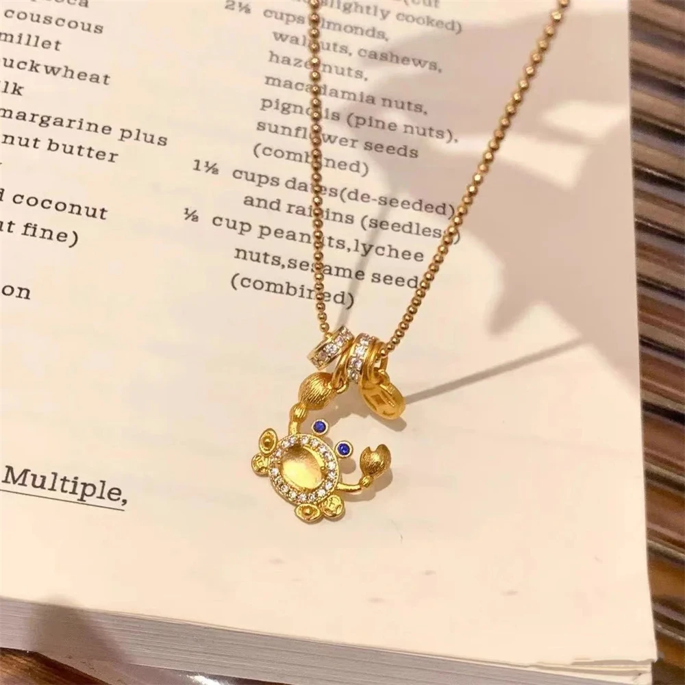 

S925 Sterling Silver Brushed Crab Pendant Necklace for Women Fashionable Retro Accessory as a Gift