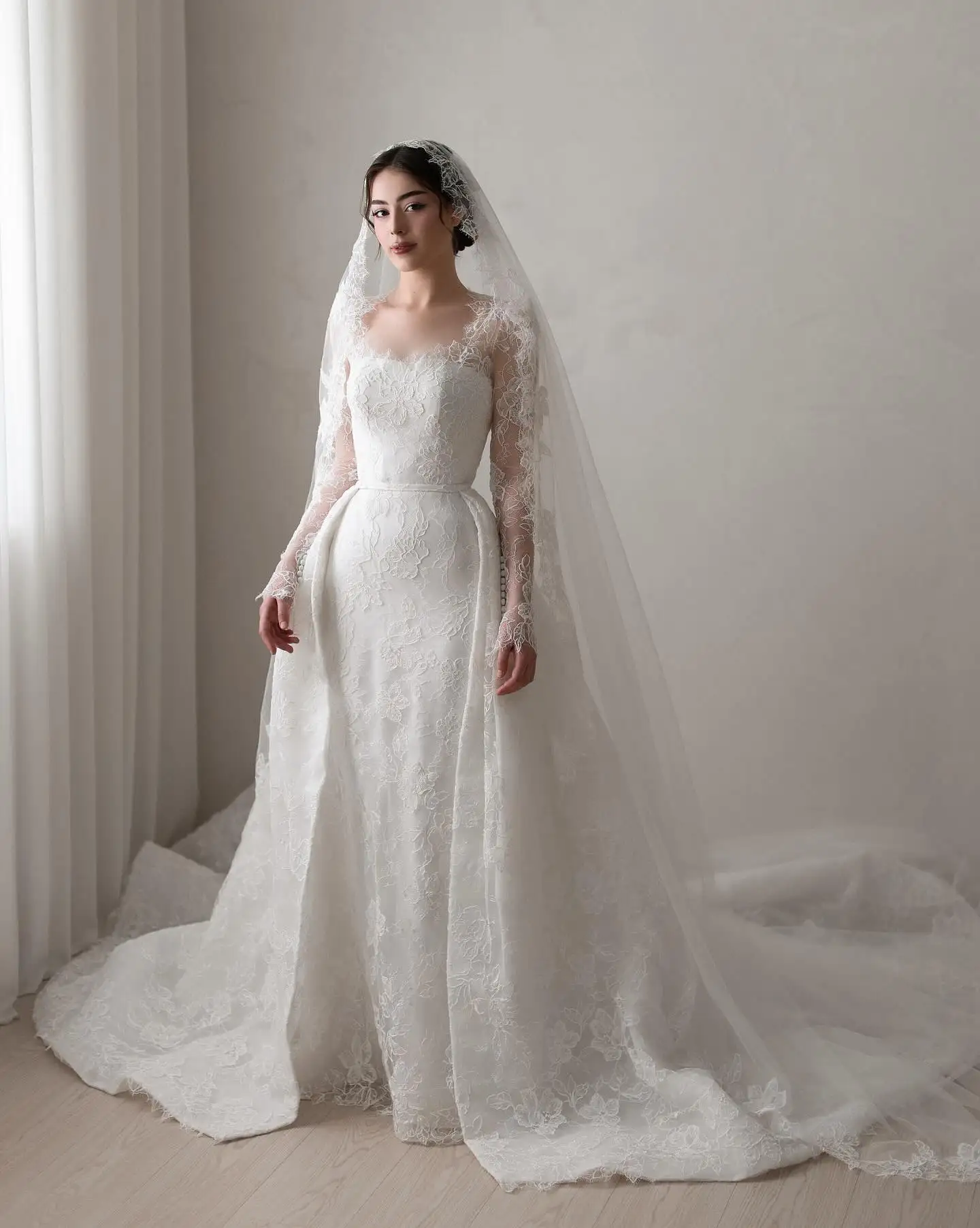 Luxury Lace Wedding Dresses Mermaid Bridal Gowns With Detachable Train Long Sleeve Customized Robe De Mariée