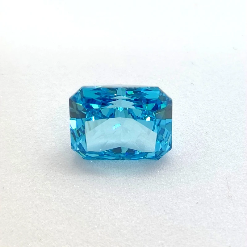Kubischer Zirkonia, rechteckige Form, Crushed-Ice-Schliff, Aquamarin-Farbe, 4K-Schliff, 5A-Qualität, synthetischer Edelstein. – Detail 3