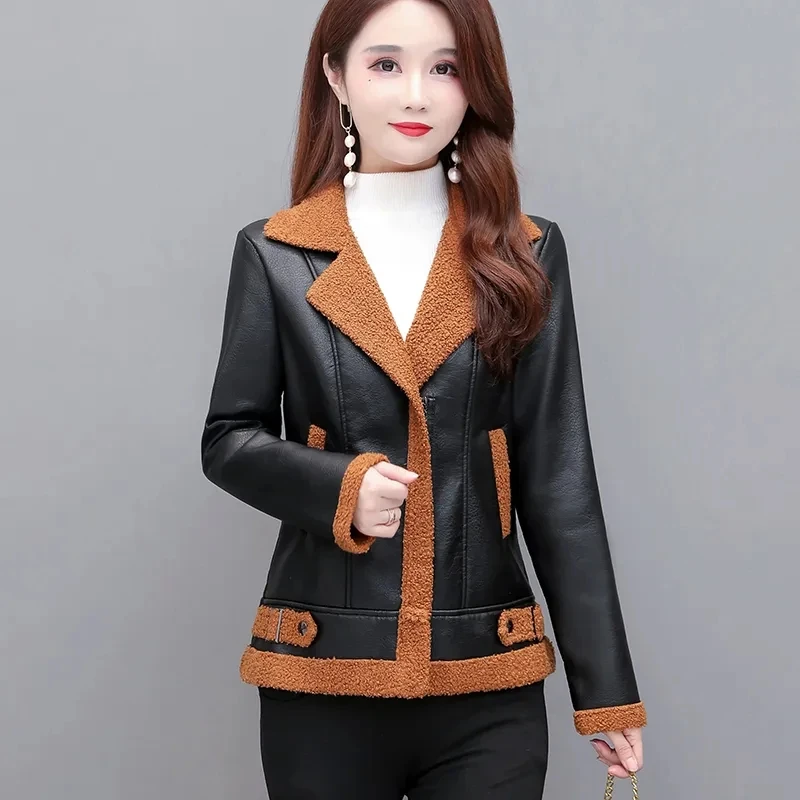 Jaket kulit PU imitasi wanita, jaket kulit domba imitasi, jaket hangat tebal, mantel pendek musim gugur dan dingin, jaket kulit PU hangat