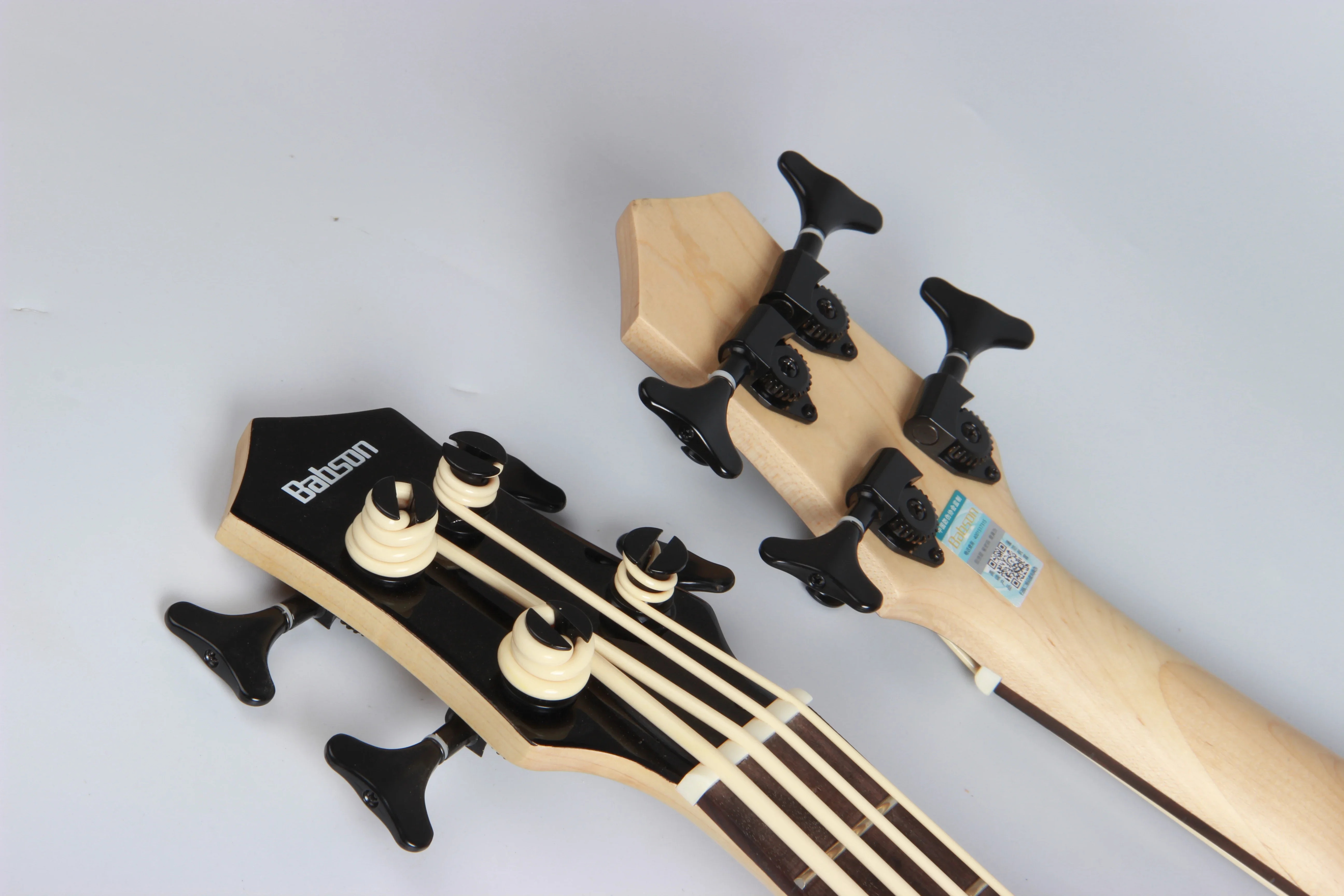 Electric Wooden U Bass Ukulele Neck Maple Body Ashtree Bass Ukulele Guitar for Sale