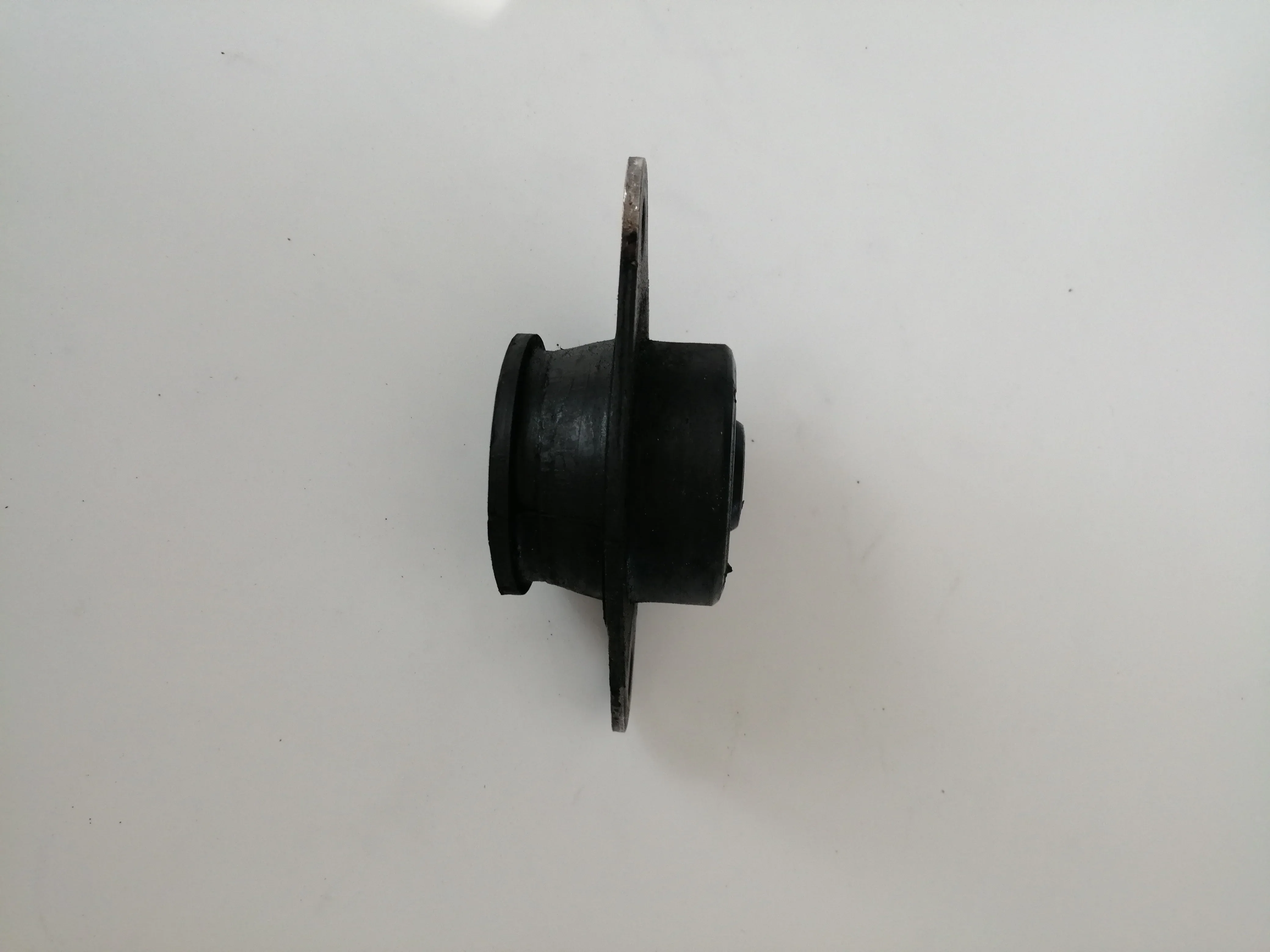 High quality Dynapac CC1000  Road roller PN.792026 Engine support damping rubber block