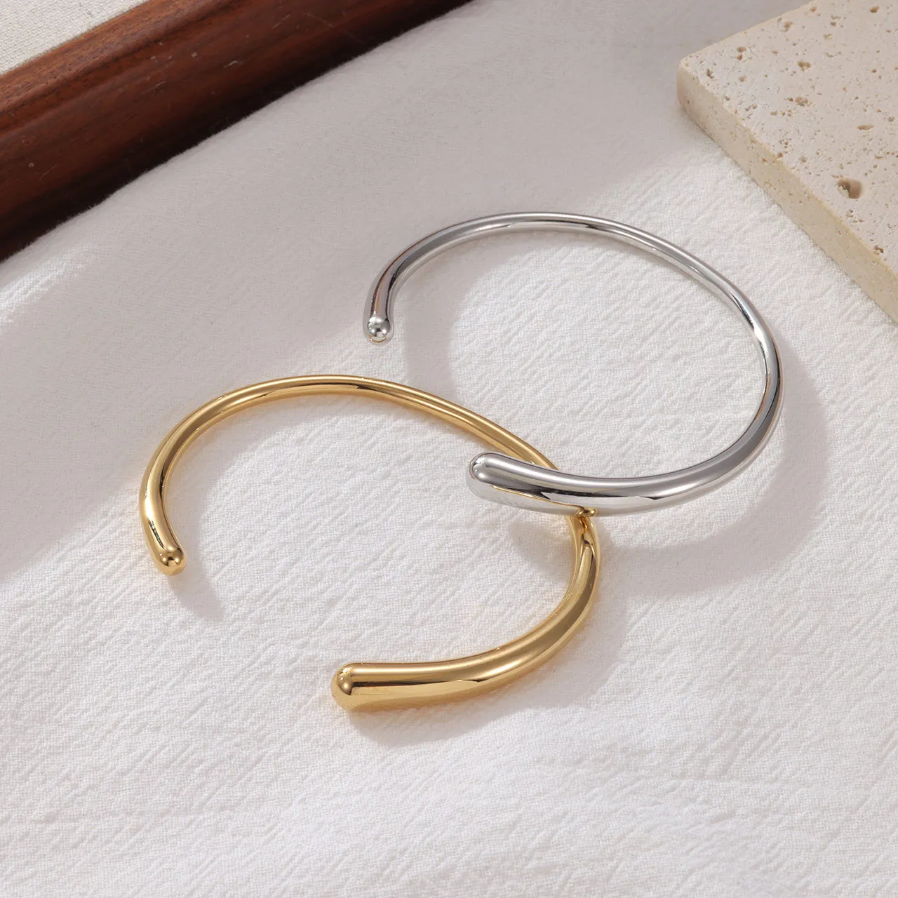 Real Gold PVD Plated Stainless Steel Opening Bracelet Bangle Tarnish Resistant Texture Personalized Wrist Jewelry New