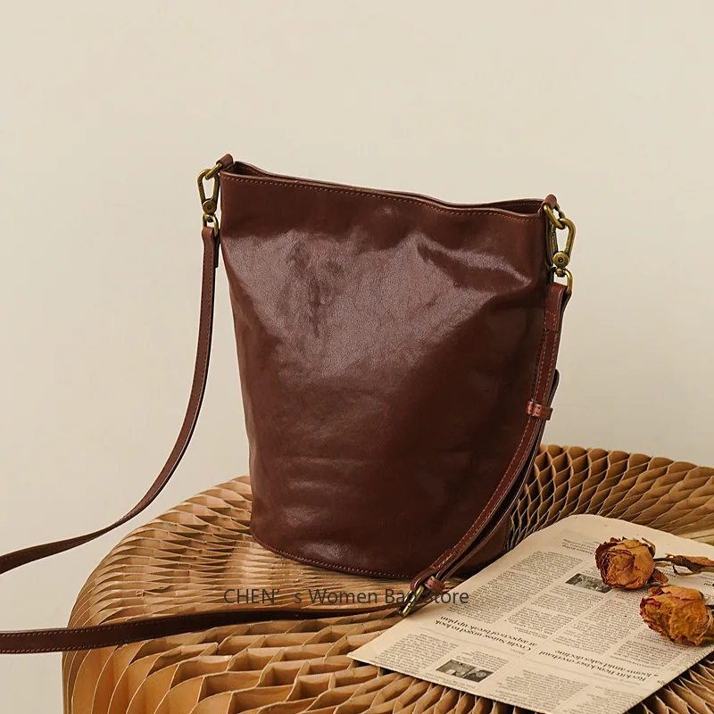 Casual handmade genuine leather women's handbag Simple luxury high-quality vegetable tanned cowhide underarm shoulder bag
