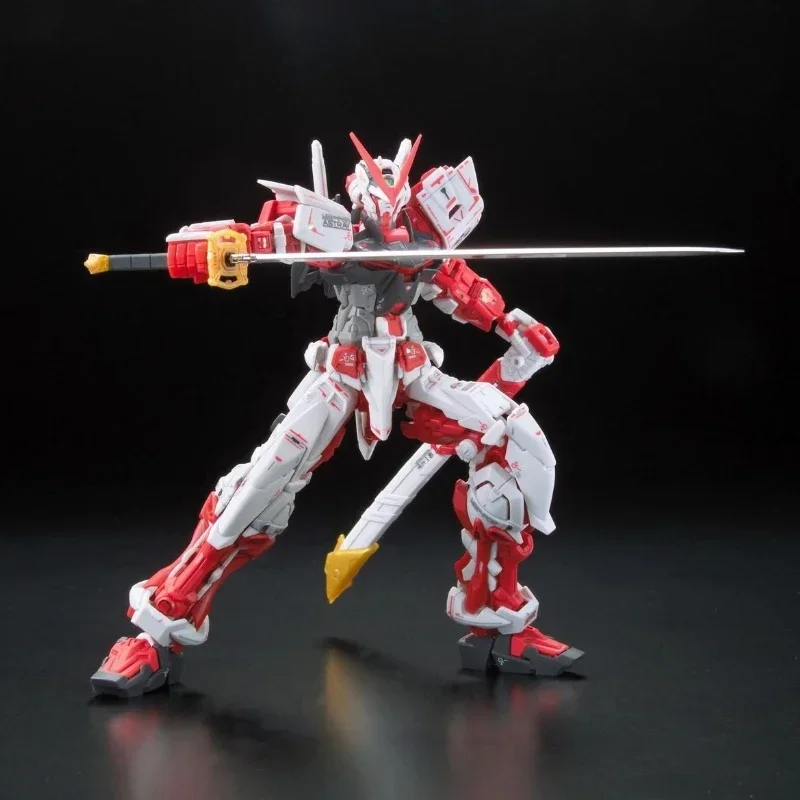 Bandai-Kit de modelo Gundam, figura de Anime RG 19 MBF-P02, marco rojo despertar, figura de acción, modelo de juguete de ensamblaje, adorno de modelo coleccionable