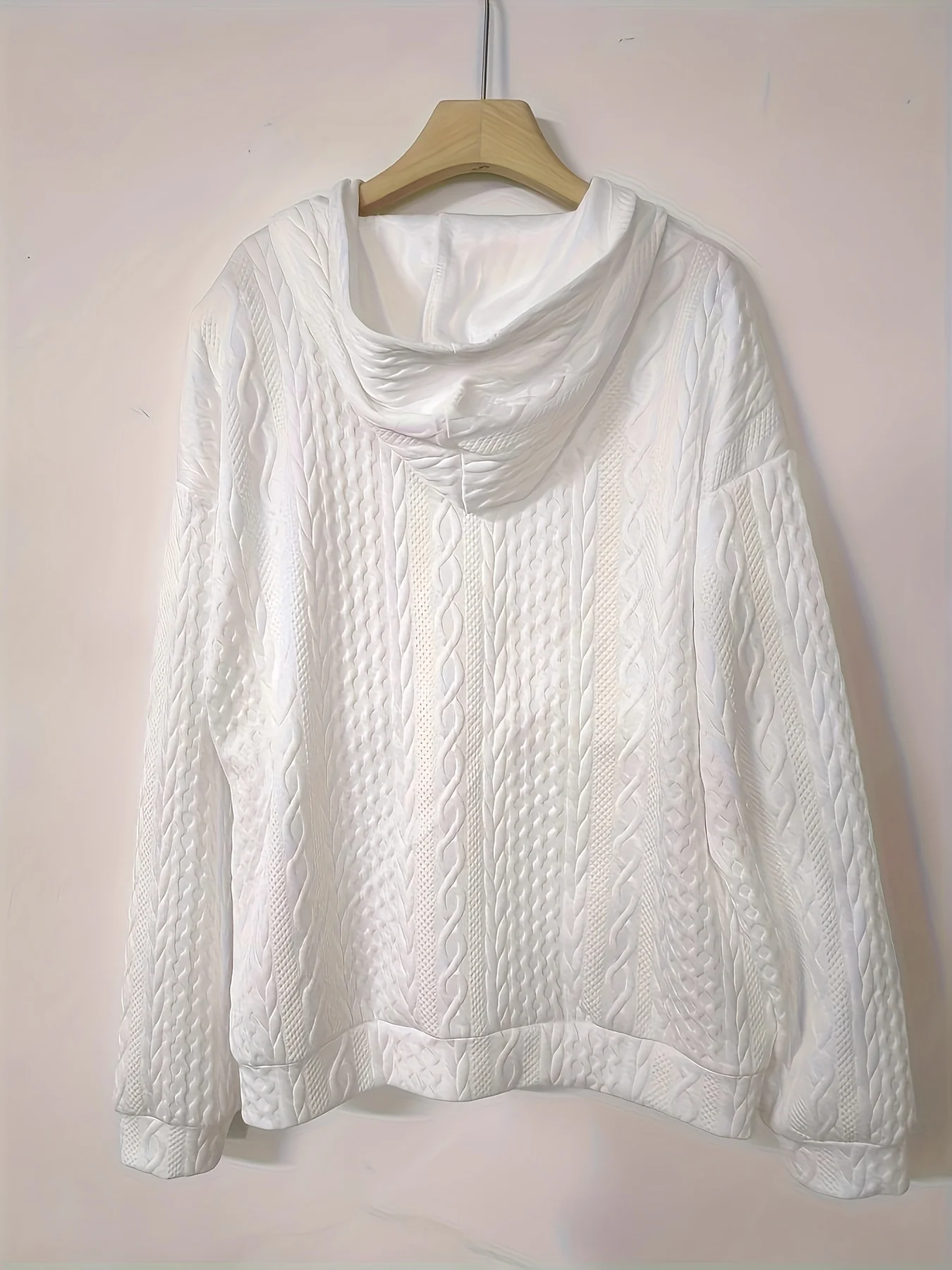 Gemütlicher Damen-Kabelstrick-Hoodie in Übergröße für mühelosen Stil und Komfort – Detail 3