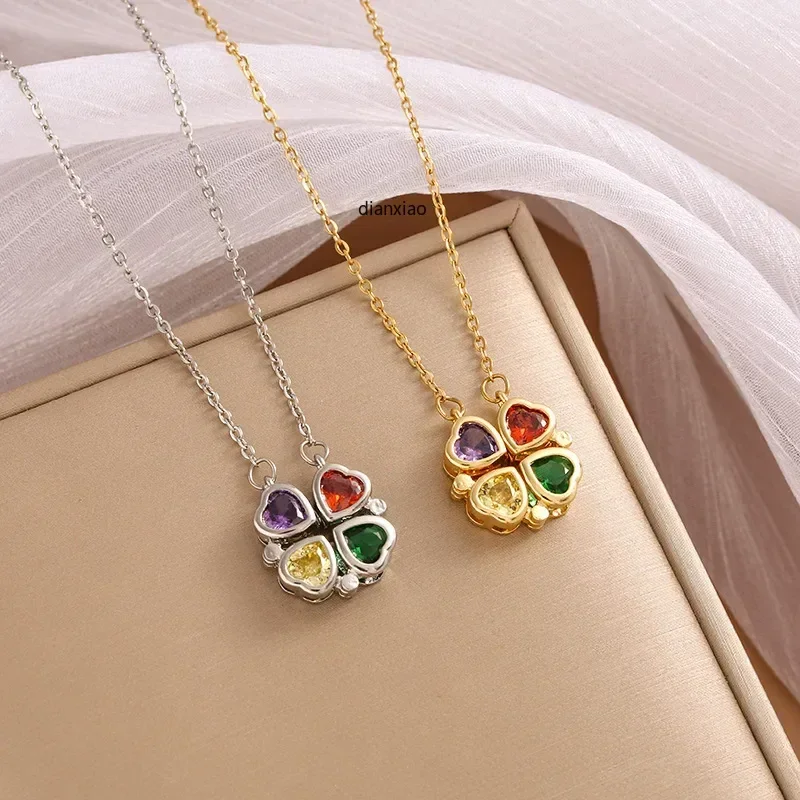

Korean-style malachite design, fashionable and niche women's four-leaf clover pendant necklace