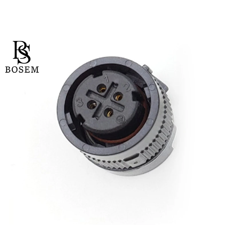 A06B-6114-K213 # E (Gomito) A06B-6114-213 # S (Dritto) A06B-6114-K210 Connettore Barke 4PIN per servomotore Fanu