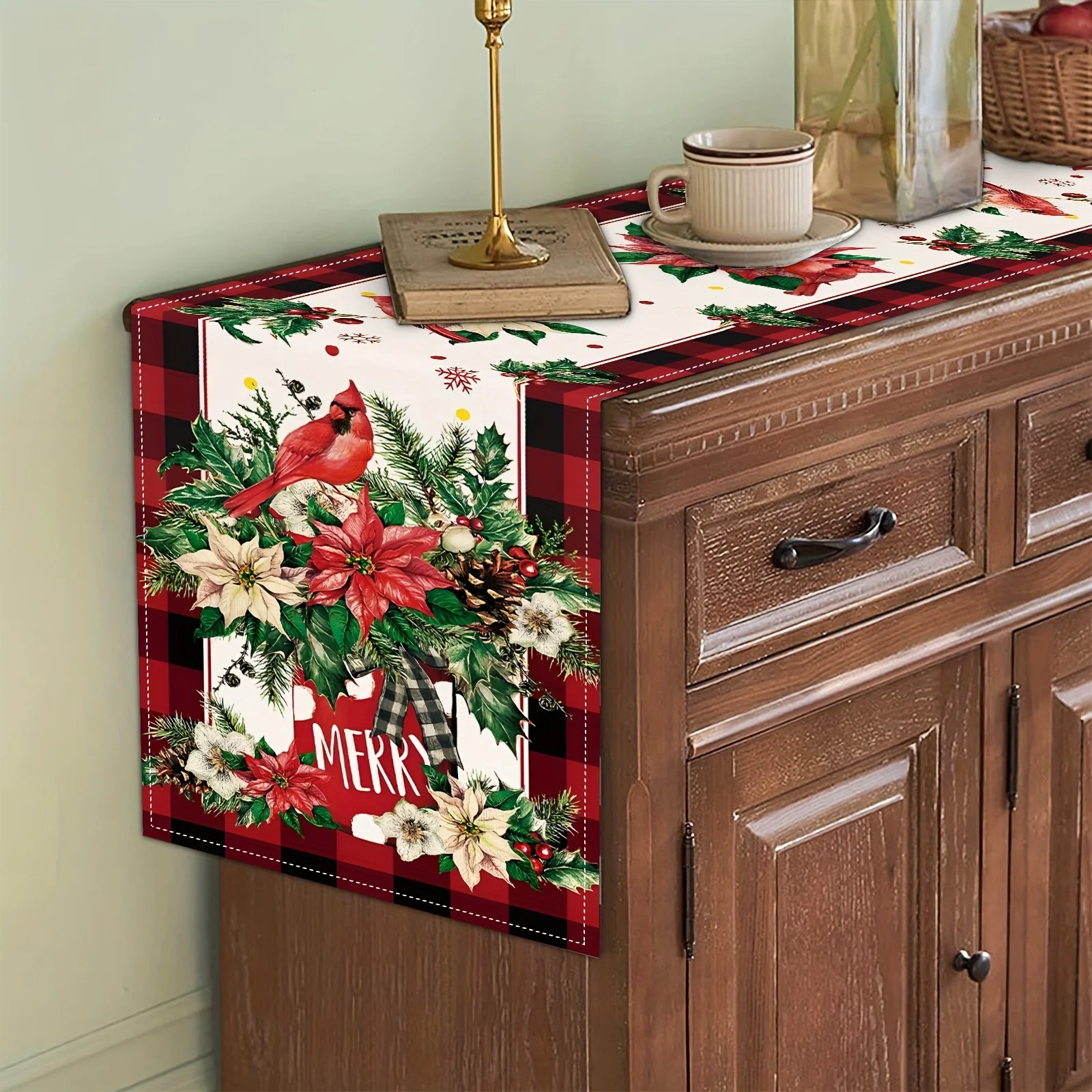 Christmas Cardinal Poinsettia - Christmas Table Runner recension och pris
