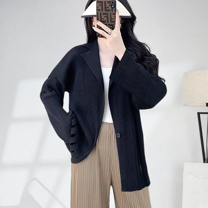 

Miyake Casual Small Suit Pleated Jacket Female Spring Fall New Cardigan Hollow Long-sleeved Blouse Women Loose Commuter Clothing