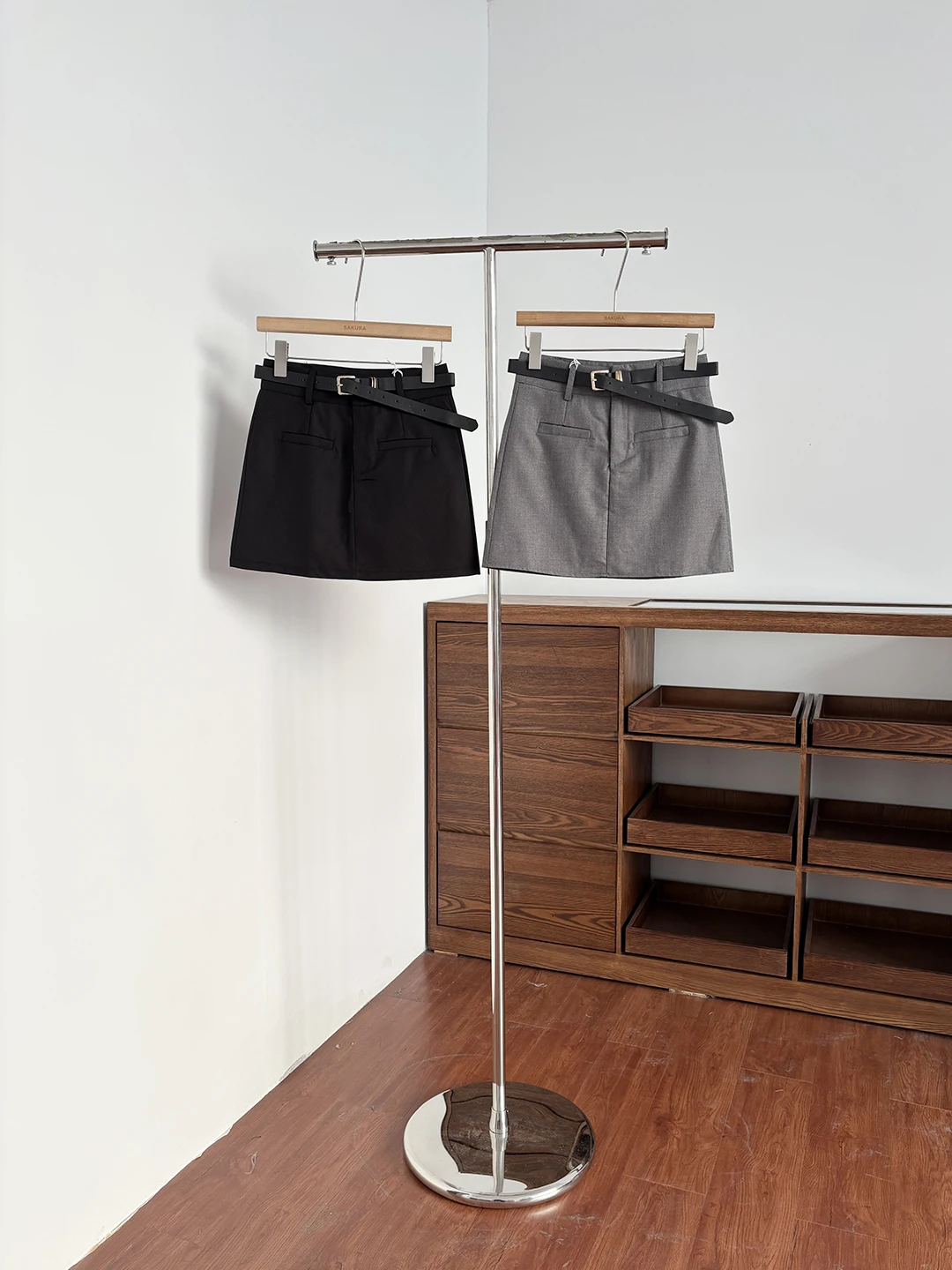 

Юбка-костюм с высокой талией женская, весна-лето 2026, укороченная, А-силуэт, утягивающая, не просвечивающая, стандартный крой, полиэстер