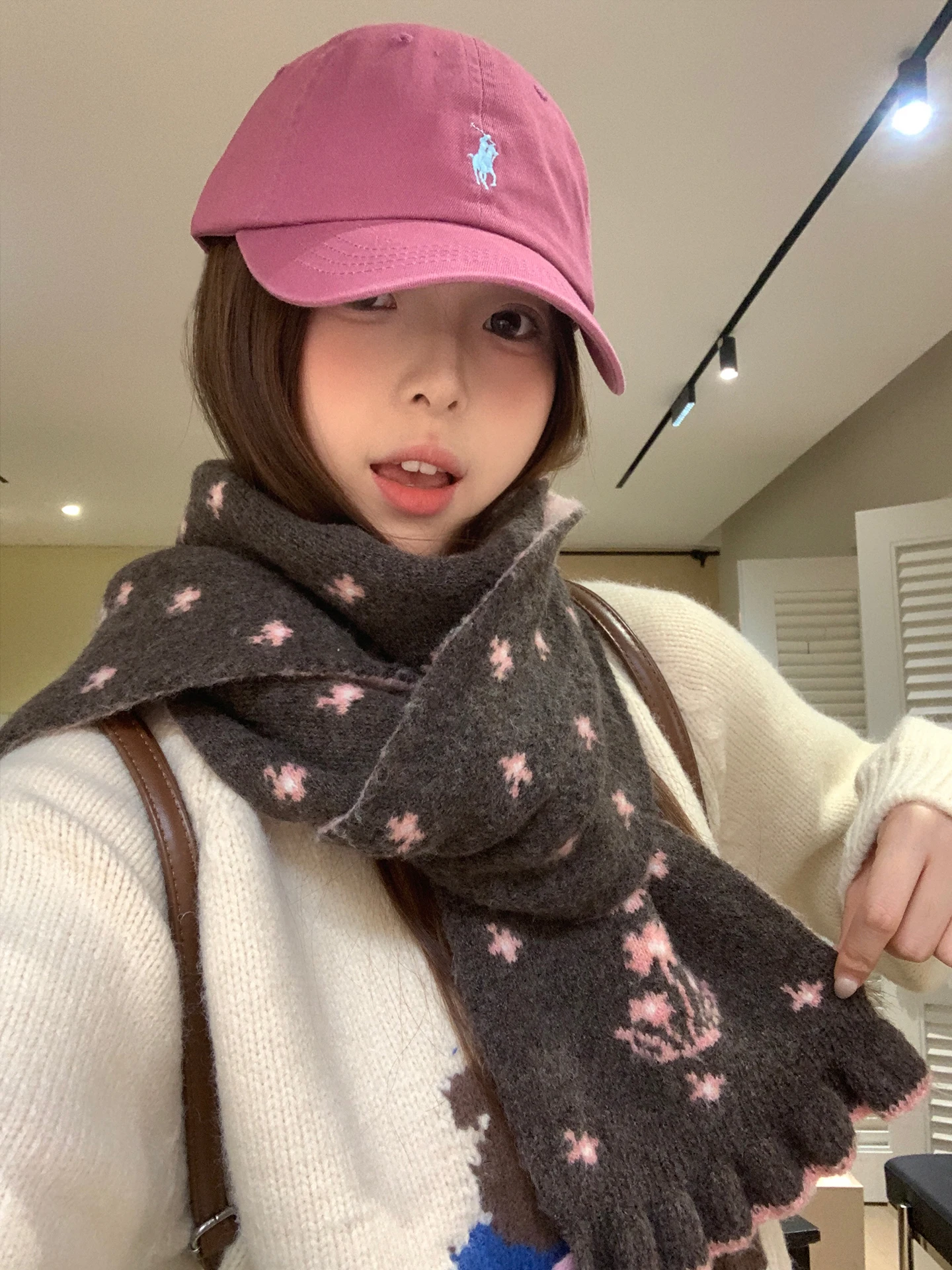 yZ[z킢Ȏ̃jbgXJ[tpV~X^CĒglbNEH[}[