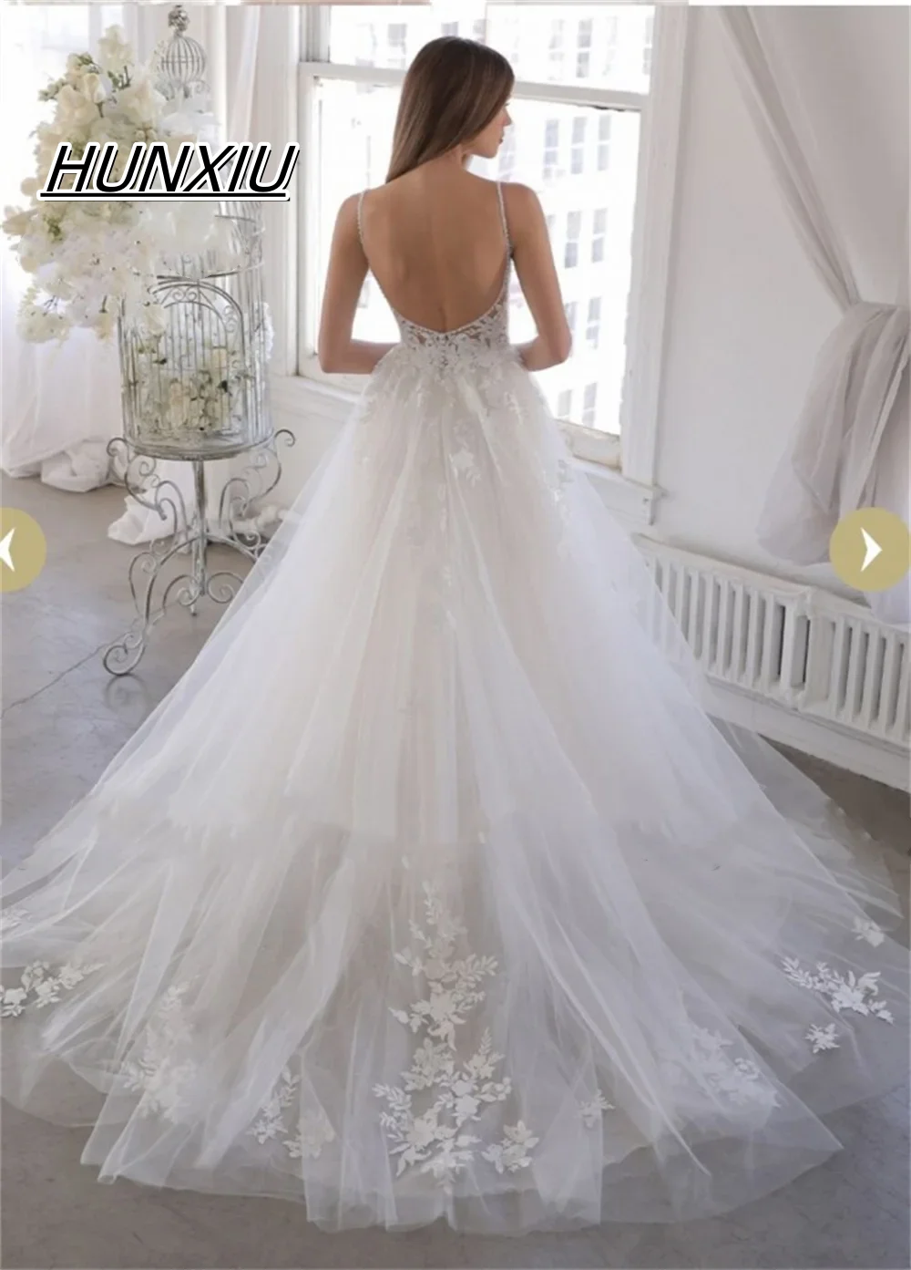 Customized Delicate Wedding Dresses For Brides V-Neck Spaghetti Straps A-Line Appliques Robe De Mariée For Women