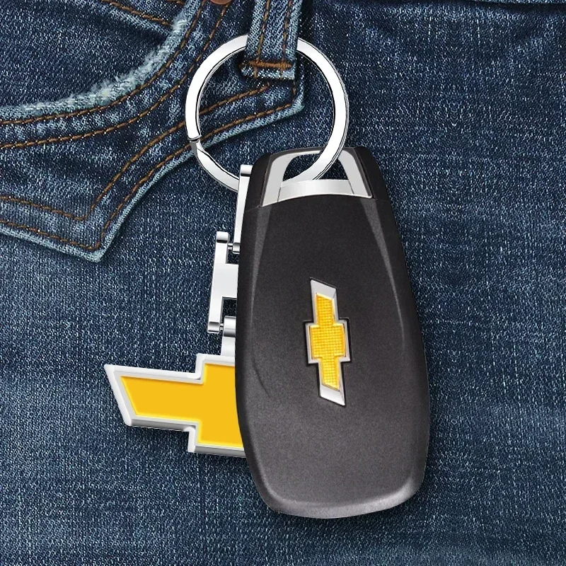 سلسلة مفاتيح بشعار السيارة ملحقات حلقة مفاتيح من سبائك الزنك لسيارة شيفروليه Z71 أفيو إمبالا لاكيتي ماليبو شراع SS كروز سونيك سيلفرادو