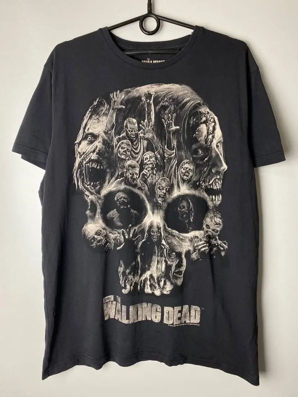 

The Walking Dead vintage t shirts long or short sleeves