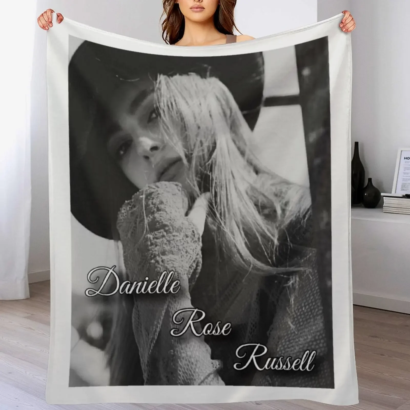 

Danielle Rose Russell - Hope Mikaelson Throw Blanket Machine Washable Soft Warm Blanket