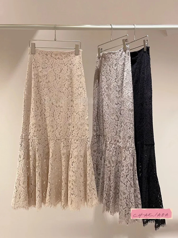 日本の秋冬の甘くてエレガントなハイウエストと薄いレースの透かし彫りフィッシュテールヒップを包み込むハーフボディロングドレス女性用