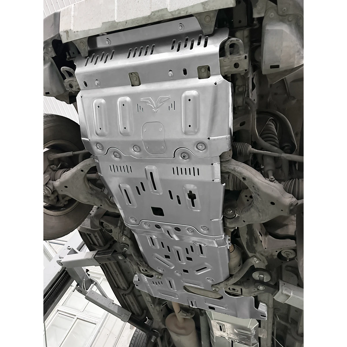 

Hot Selling 4x4 Off-road Vehicle Underbody Kit ForLC150VX TX